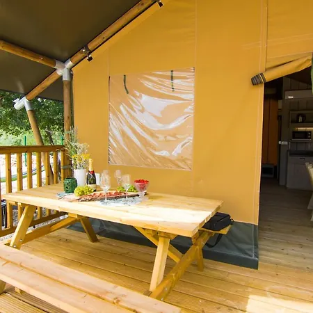 Grande Glamping With Pool * Biograd Na Moru