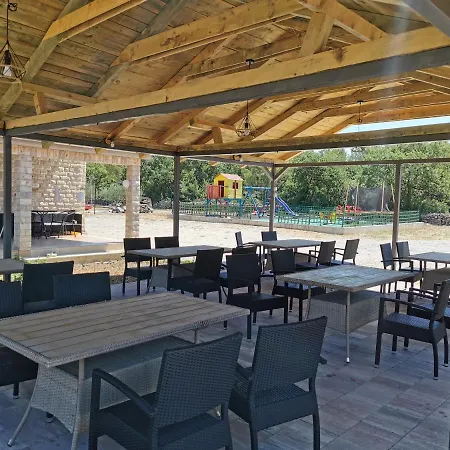 Grande Glamping With Pool Tente de luxe