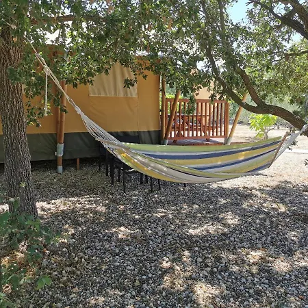 Grande Glamping With Pool Weißenburg