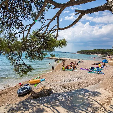 Grande Glamping With Pool