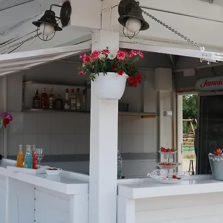 Grande Glamping With Pool *