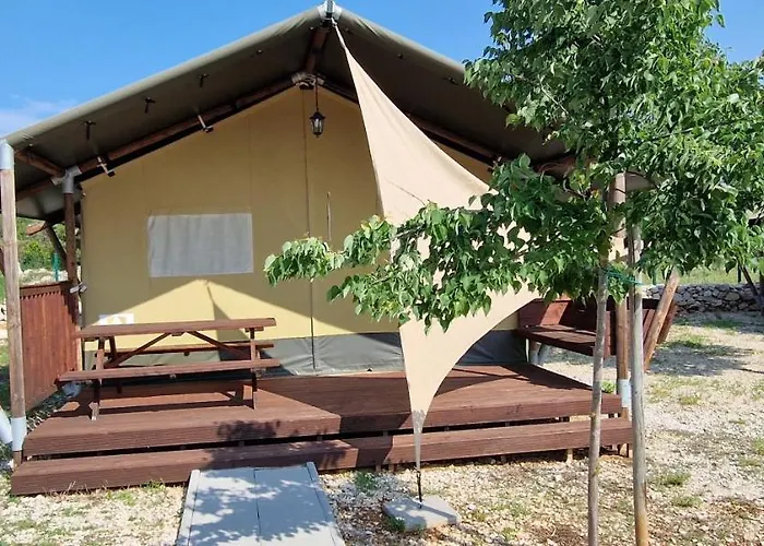 Grande Glamping With Pool *