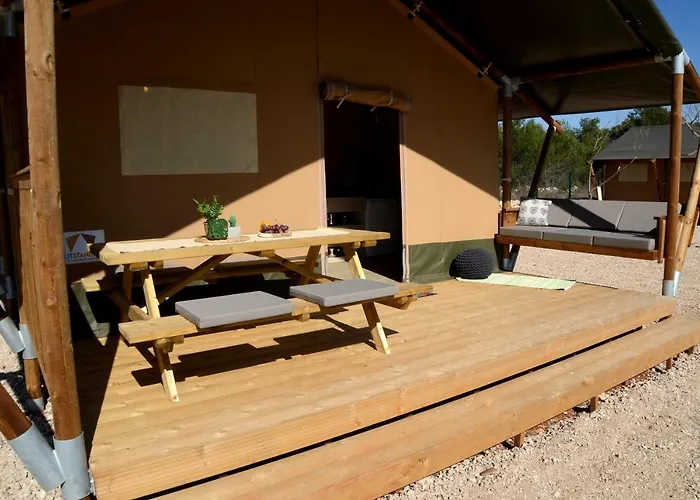 Grande Glamping With Pool Biograd Na Moru