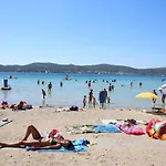 Grande Glamping With Pool Lüks kamp alanı *