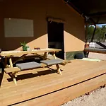 Grande Glamping With Pool Biograd Na Moru