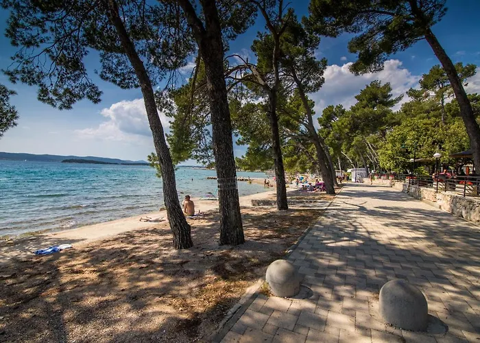 Grande Glamping With Pool Luksuzni šator Biograd Na Moru