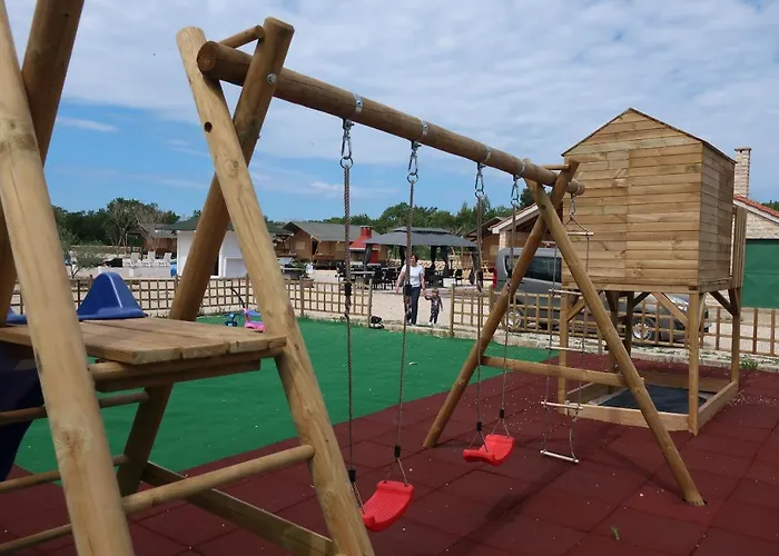 Grande Glamping With Pool Luksuzni šator *